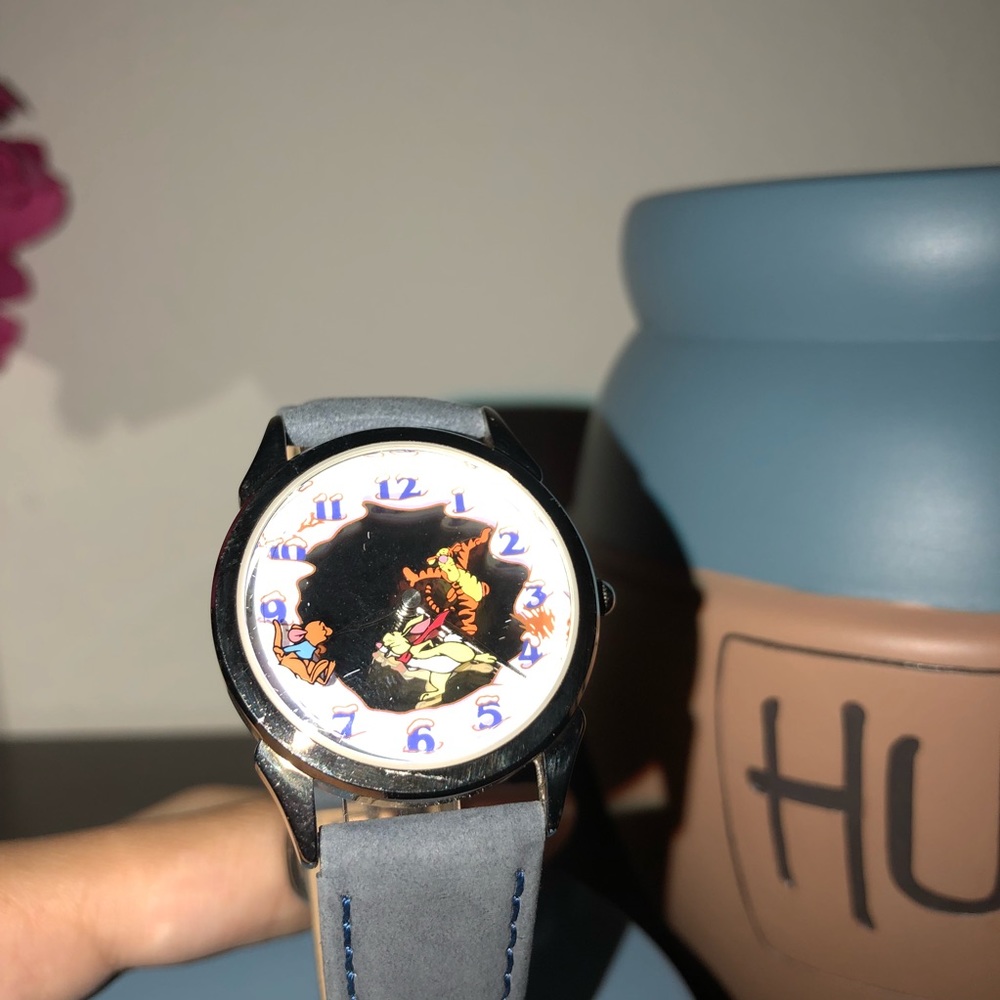 Disney Watch Collector's Club Winnie The Pooh